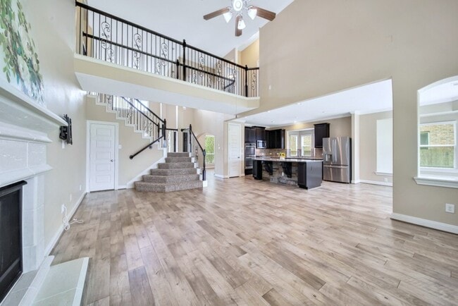 Building Photo - 3007 Rocky Point Dr