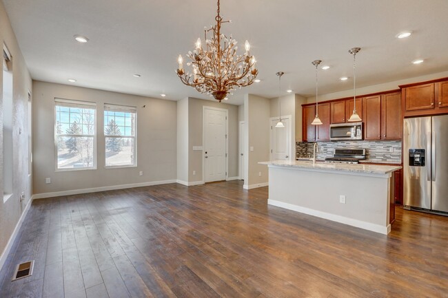 Building Photo - $2,500.00 - 3 Bedrooms and 2.5 Bathrooms T...