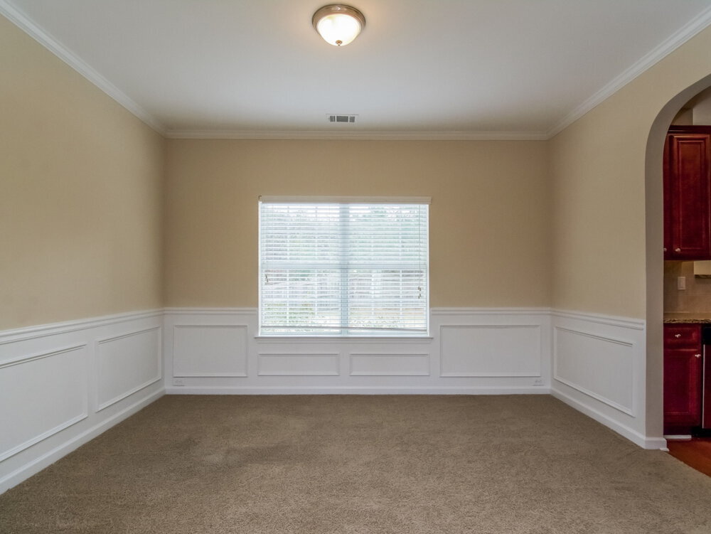 Building Photo - 4940 Hopewell Manor Dr