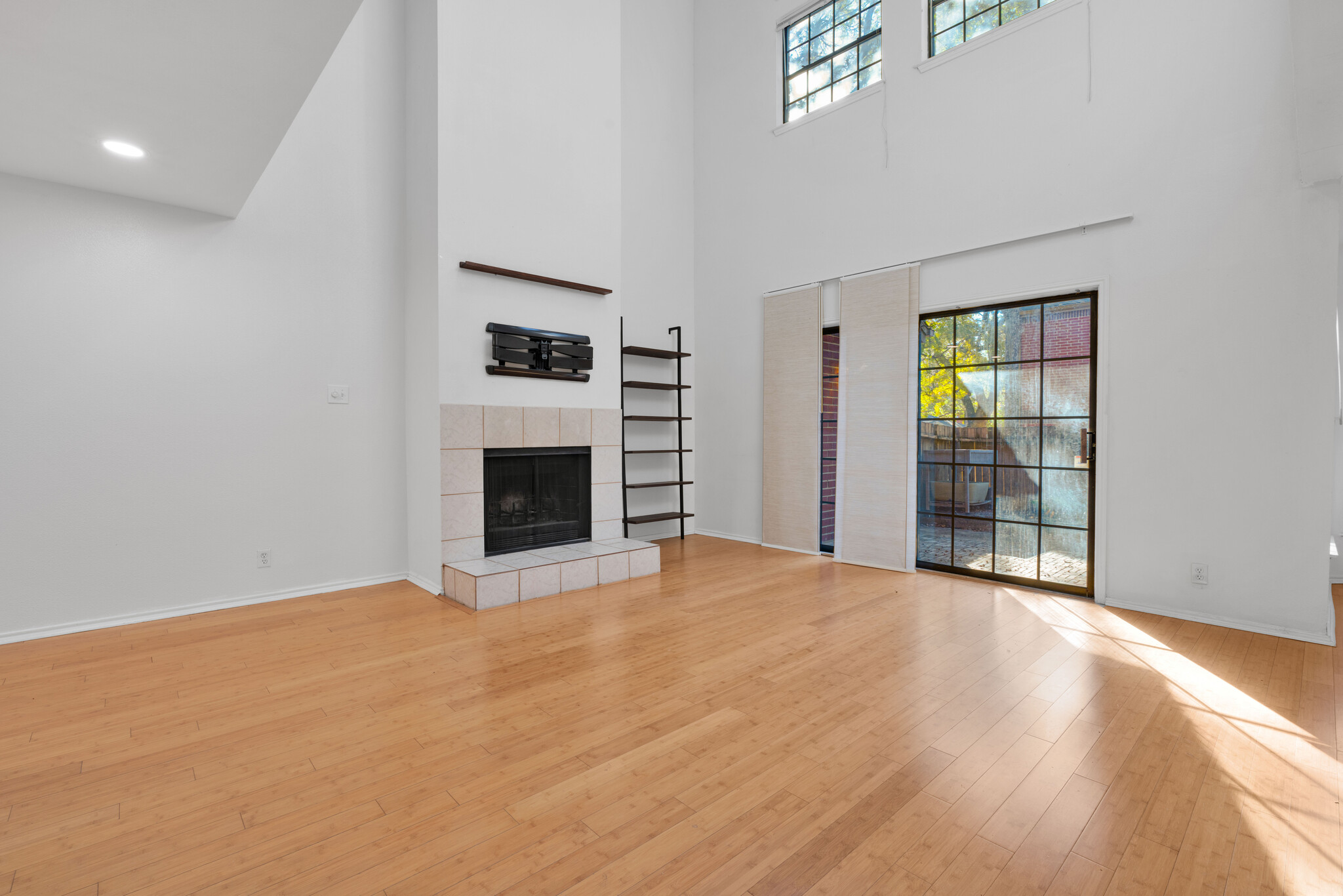 Building Photo - 7930 Roanoke Run