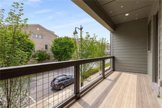 Building Photo - 426 Argosy Circle