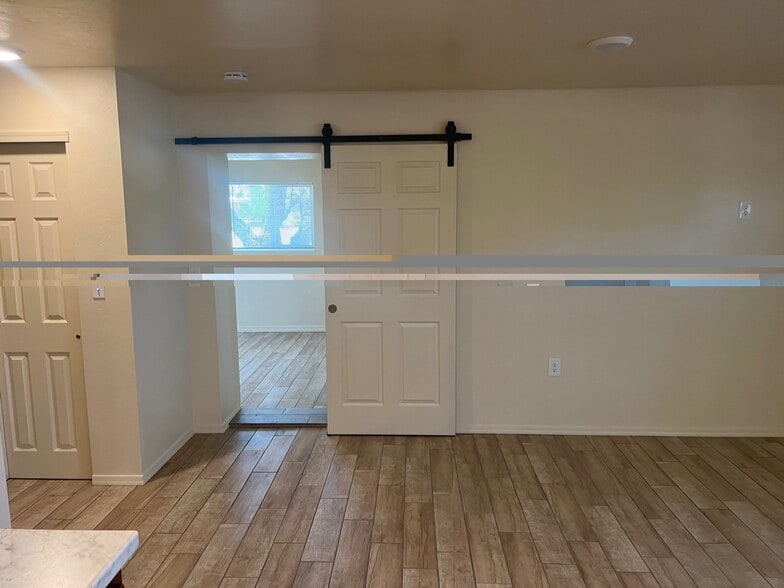 Bedroom entry - 1001 Elledge Dr