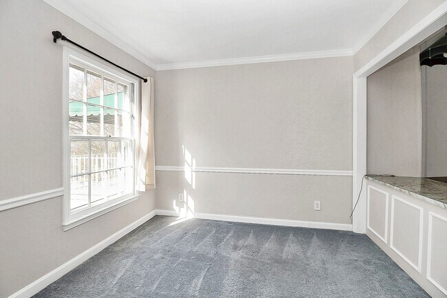 Building Photo - Spacious 2BR/2BA Condo in Prime South Charlotte Location!