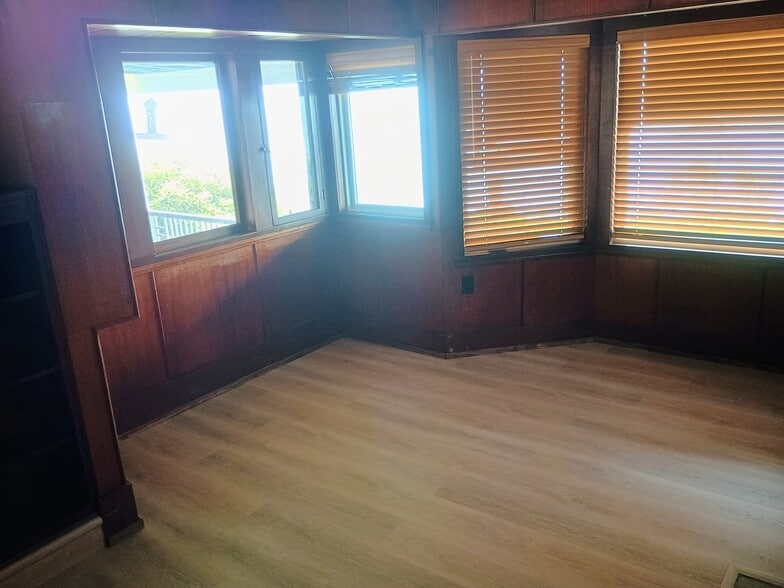 Building Photo - 1217 W Paseo del Mar