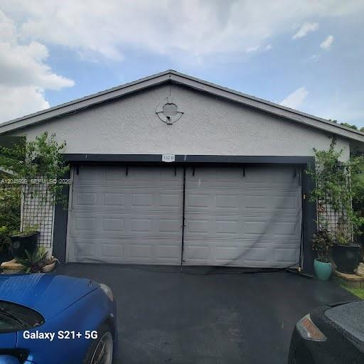 Building Photo - 132 Sparrow Dr