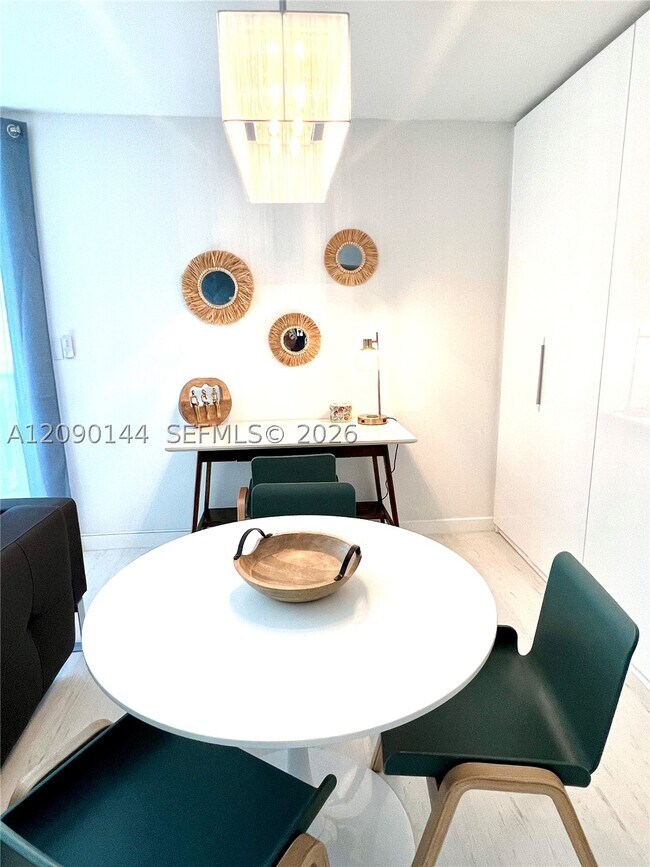 Building Photo - 345 Ocean 525