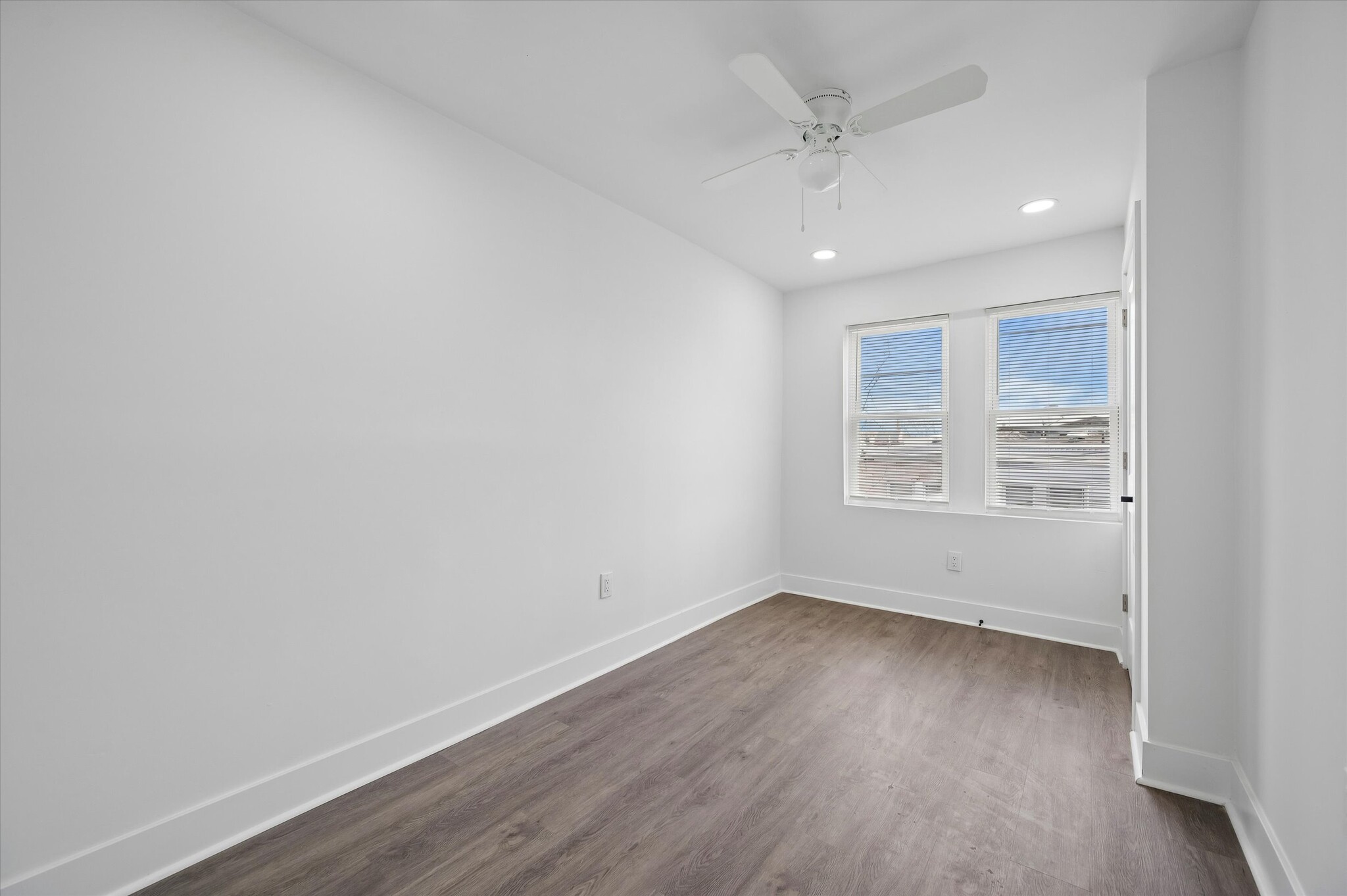 Building Photo - 5815 N 21st St