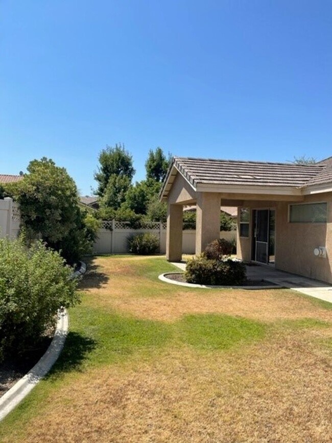 Building Photo - 104 Cedmont Dr