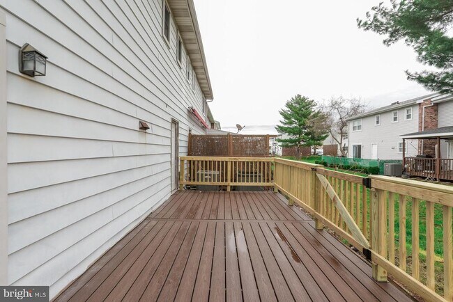 Building Photo - 1940 Arrowood Dr