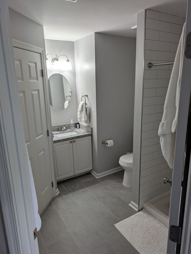 Building Photo - Condo In Manassas 2BR/2BA