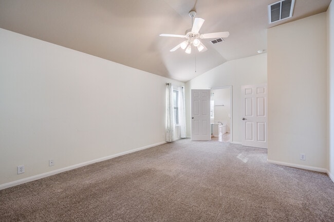 Building Photo - 503 Wildgrove Ln