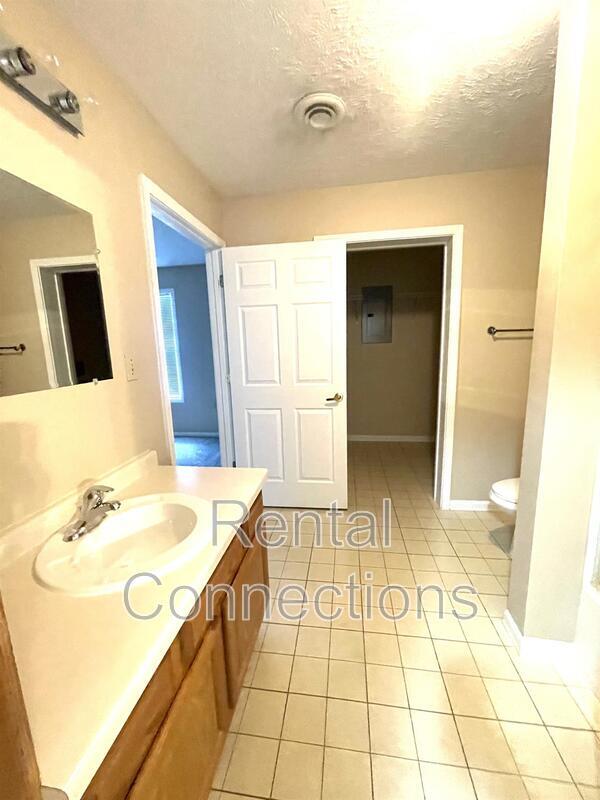 Building Photo - 715 Joseph Dr