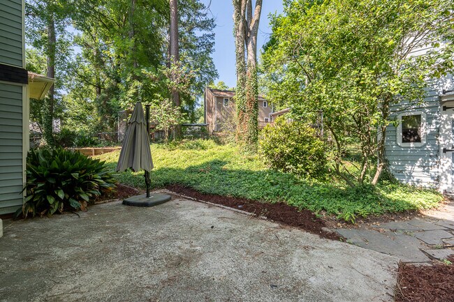Building Photo - 4682 Red Leaf Way