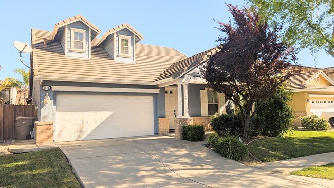 Building Photo - Beautiful Executive Rental in West Sacramento!