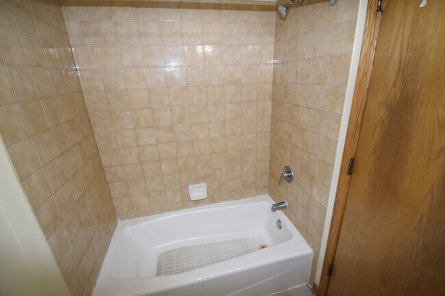 Building Photo - 2729 W 37th Pl