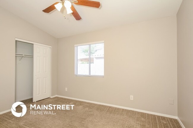 Building Photo - 7351 W Eugie Ave