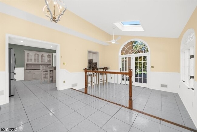 Building Photo - 21 Country Pl