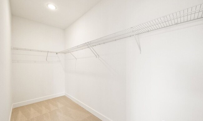 Building Photo - Gorgeous large 4 bedroom home in Tehaleh a...