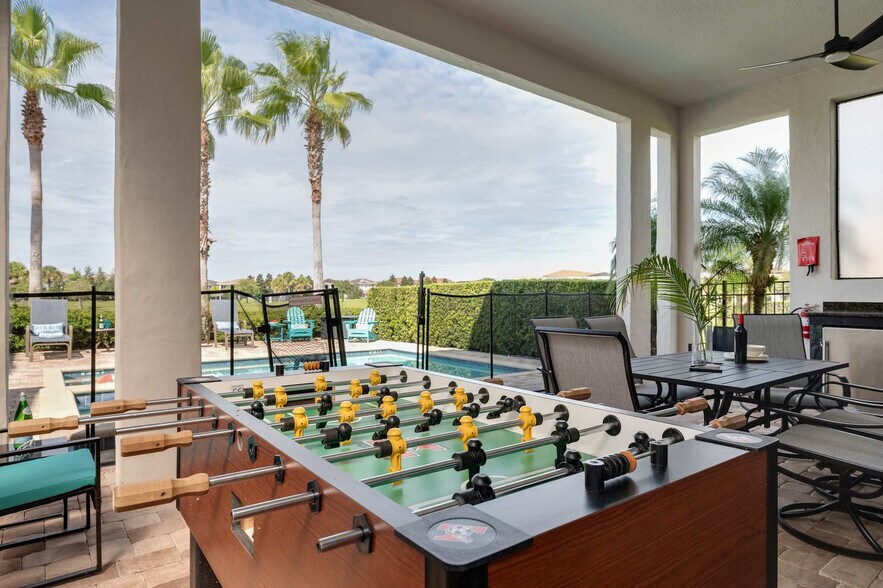 Building Photo - 834 Golden Bear Dr