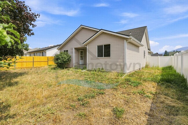 Building Photo - 7533 N Winter View Dr