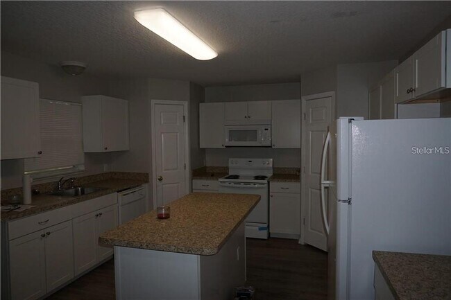 Building Photo - 1024 Osprey Cove Cir