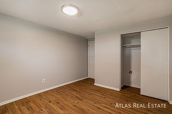 Building Photo - 9462 W 65th Ave