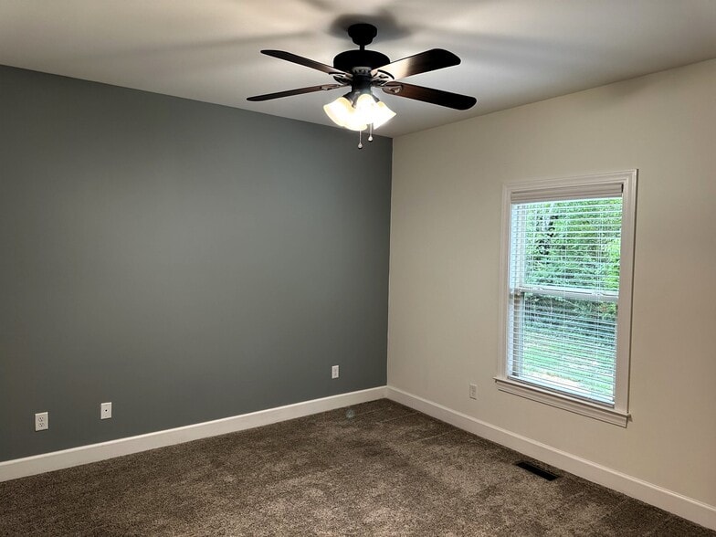 Bedroom - 248 Cypress Rdg