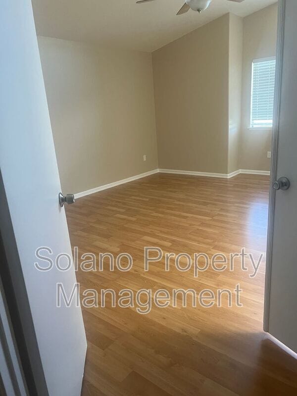 Building Photo - 184 Nantucket Cir