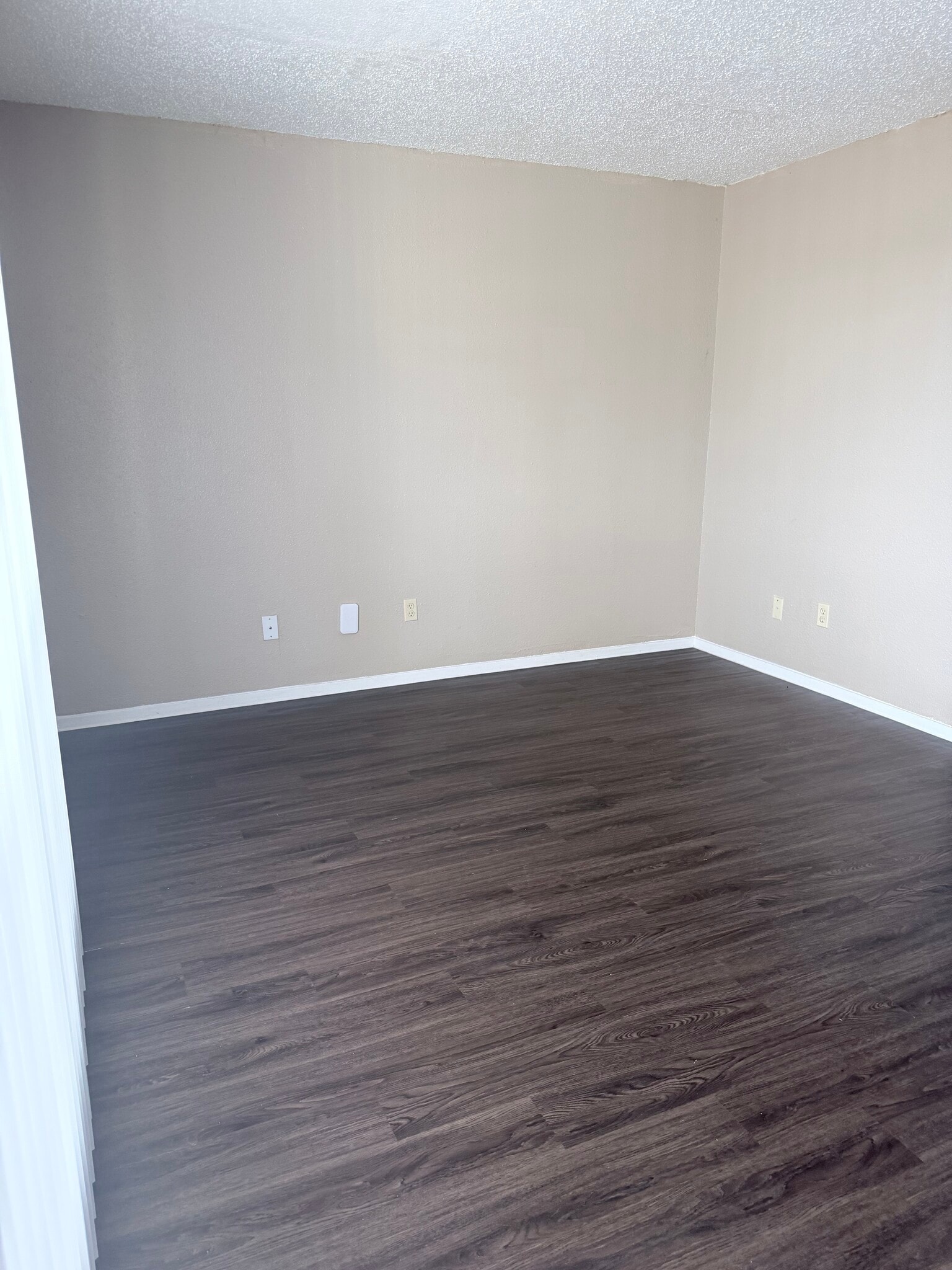 Building Photo - Peachtree Apartments