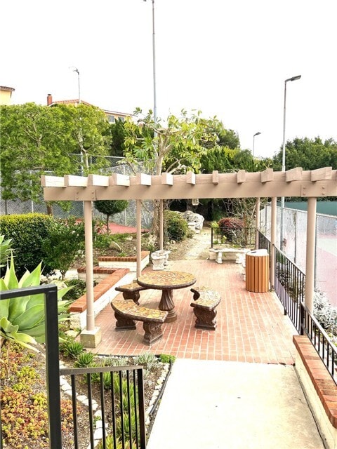 Building Photo - 28129 Ridgethorne Ct