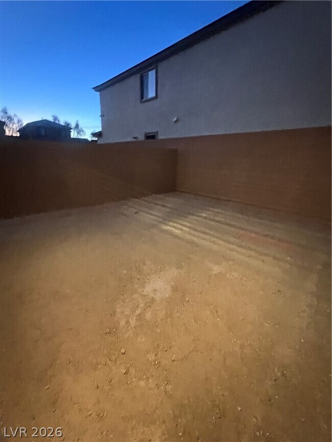 Building Photo - 7668 Loftwood Ave