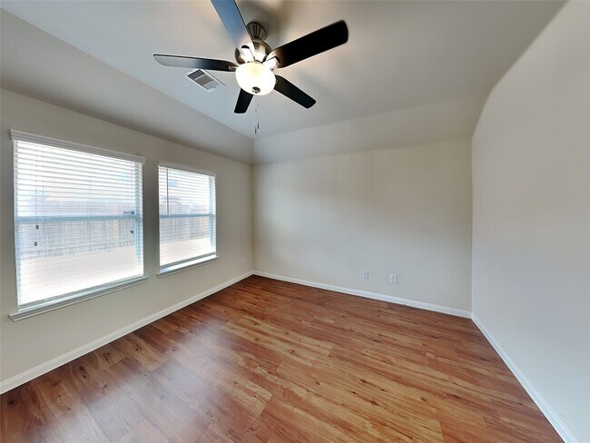 Building Photo - 5907 Stockholm Ct