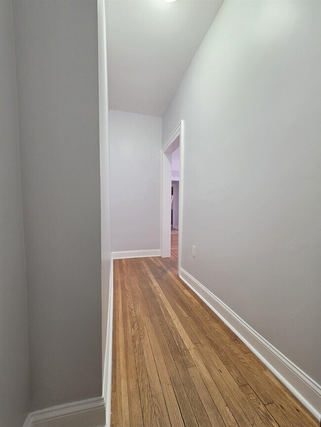 Building Photo - 331 79th St