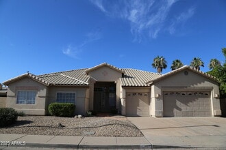 Building Photo - 8895 E Wood Dr