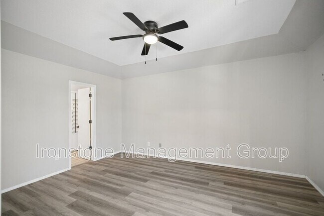 Building Photo - 11665 N 156th E Ave