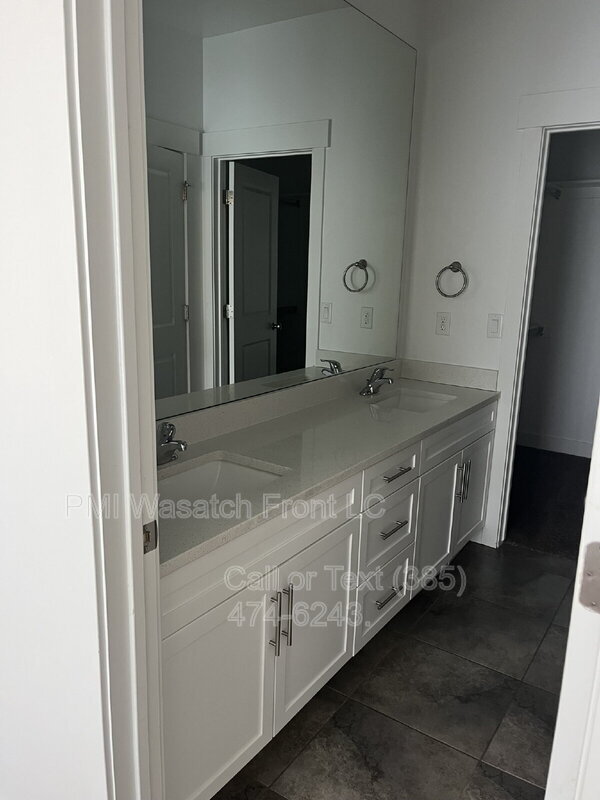 Building Photo - 5033 W Daybreak Pkwy