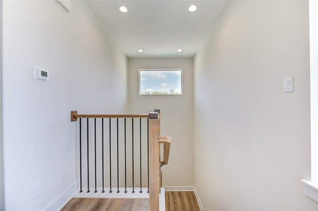 Building Photo - 1928 Gregg St