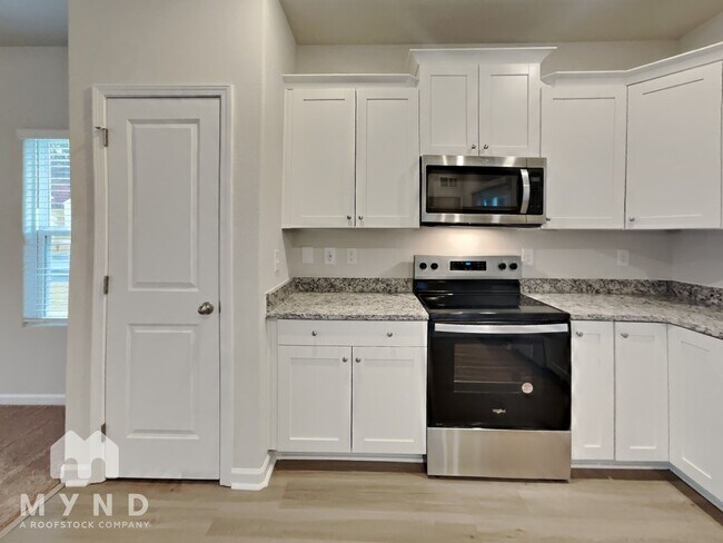 Building Photo - 279 Ivy Bank Dr