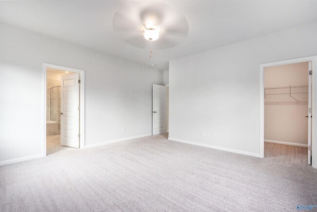 Building Photo - 14441 Mountain Strm Dr
