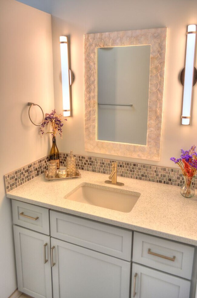 Building Photo - **COMING SOON**Stunning Mid Century Rancher