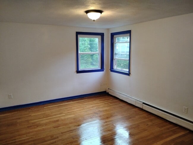 Building Photo - 15 Robert Arey Dr
