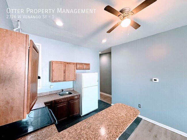 Building Photo - 2326 W Venango St