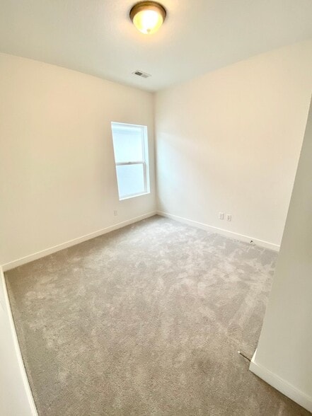Building Photo - 4448 W 2550 N