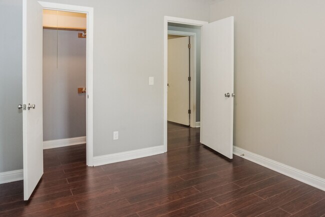 Building Photo - 111 Tammy Gaines Ln