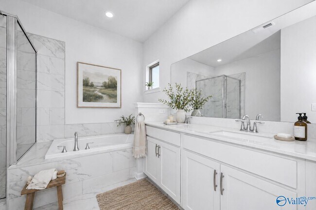 Building Photo - 302 Allene Wy