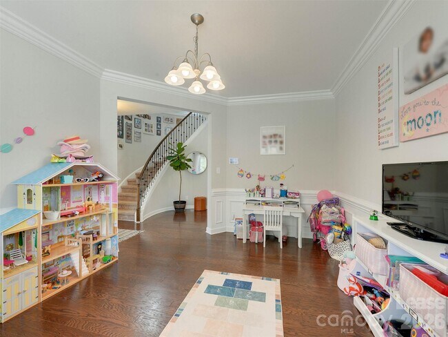 Building Photo - 7121 Toxaway Ln