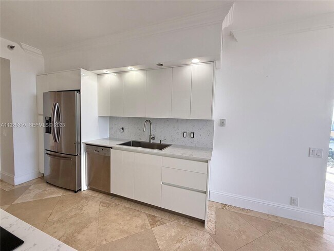 Building Photo - 3801 NE 207th St