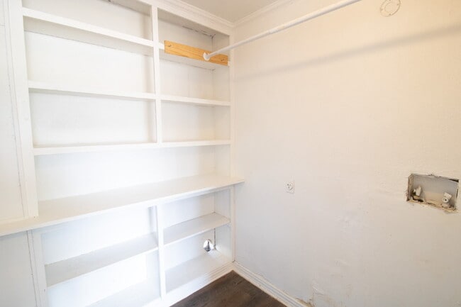 Building Photo - Charming 3-Bed Home in Lubbock 1/2 off first months rent