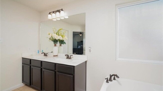 Building Photo - 1501 Treeta Trail