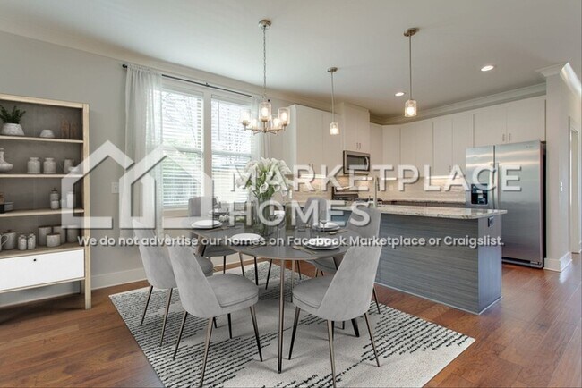 Building Photo - 2119 Herman St